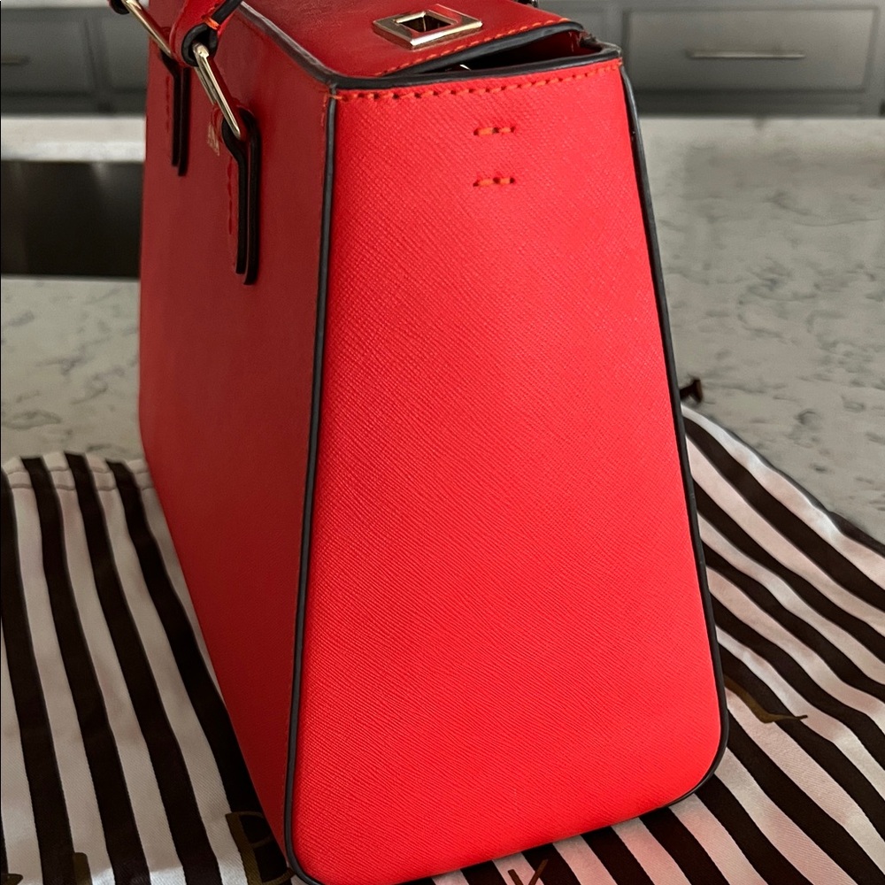 Henri Bendel Vibrant Red Satchel - Picture 4 of 9